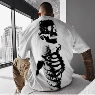 Camiseta Oversized Esqueleto Branca